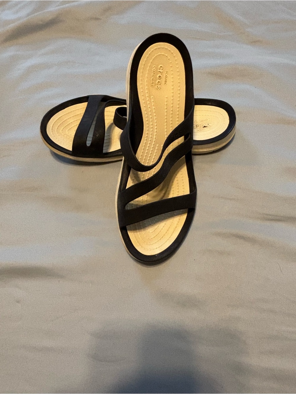 Crocs Women’s Navy and Cream Slip-On Sandal